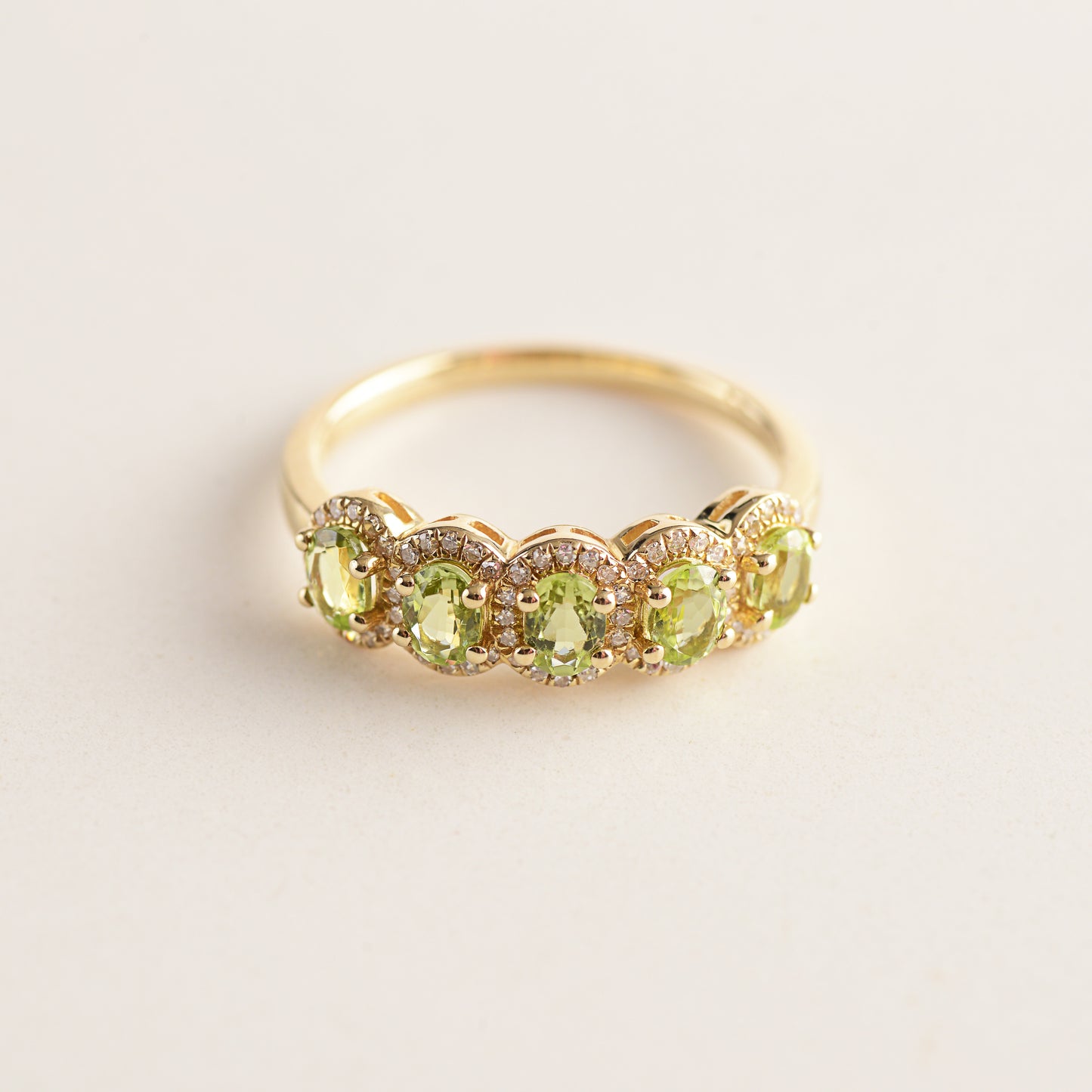 Anillo Peridoto