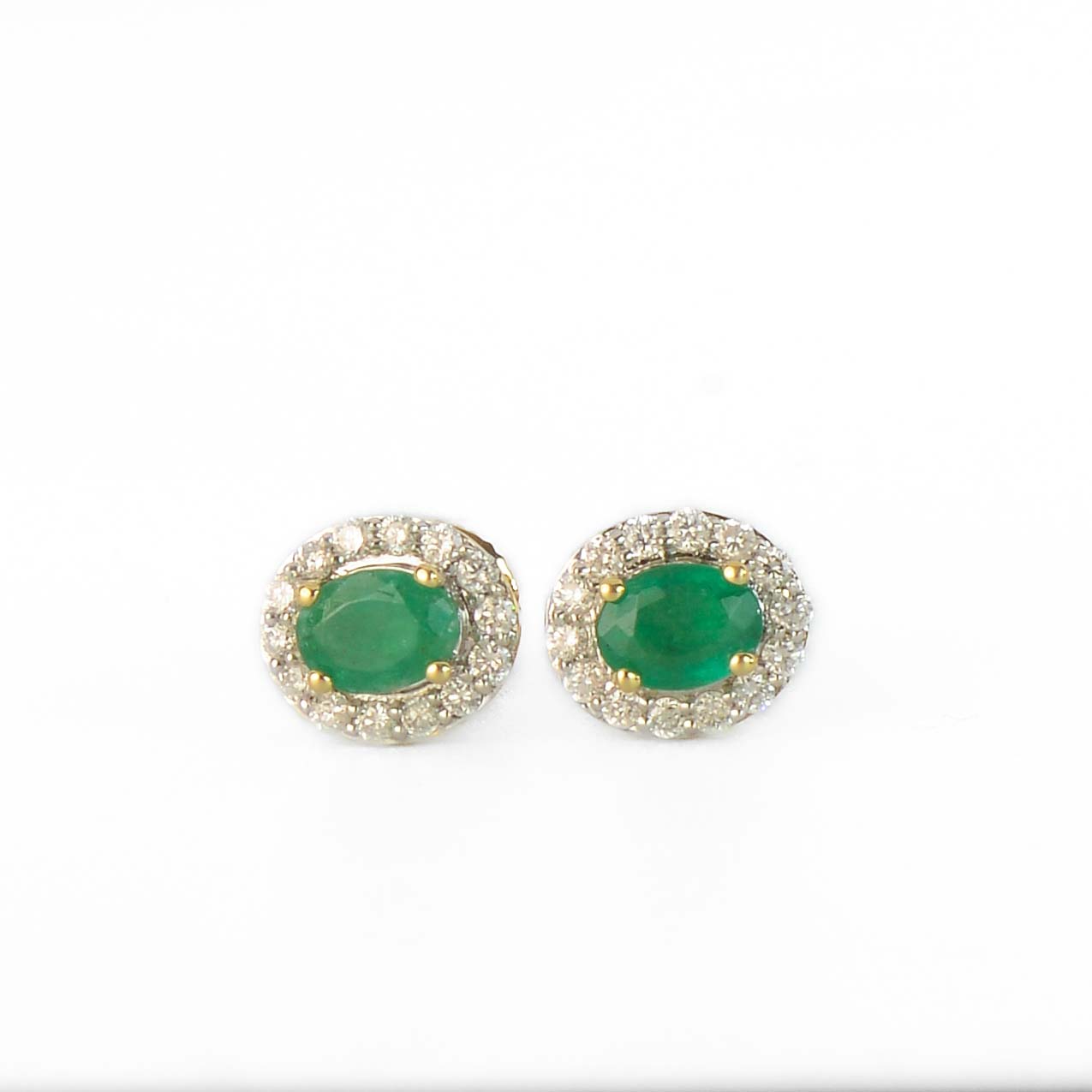 Aretes de Esmeraldas ovaladas